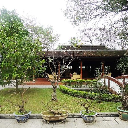 Thanh Noi Hotel Hue Bagian luar foto