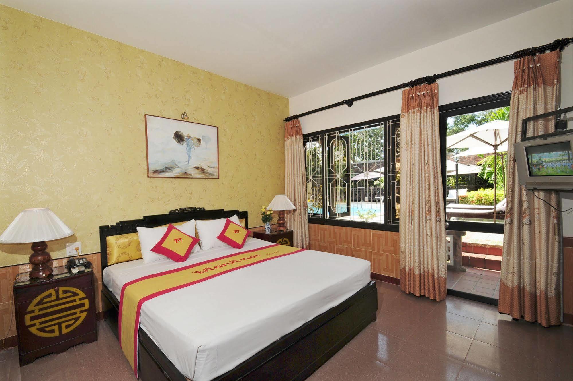 Thanh Noi Hotel Hue Bagian luar foto