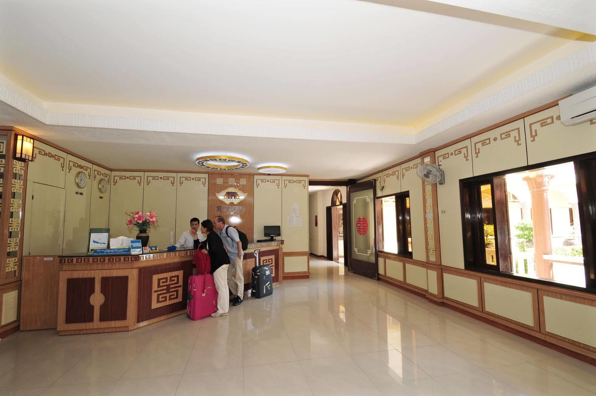 Thanh Noi Hotel Hue Bagian luar foto