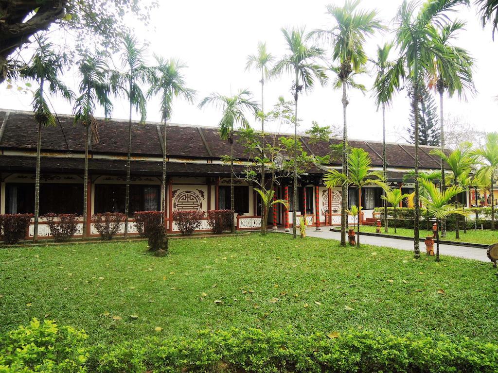 Thanh Noi Hotel Hue Bagian luar foto