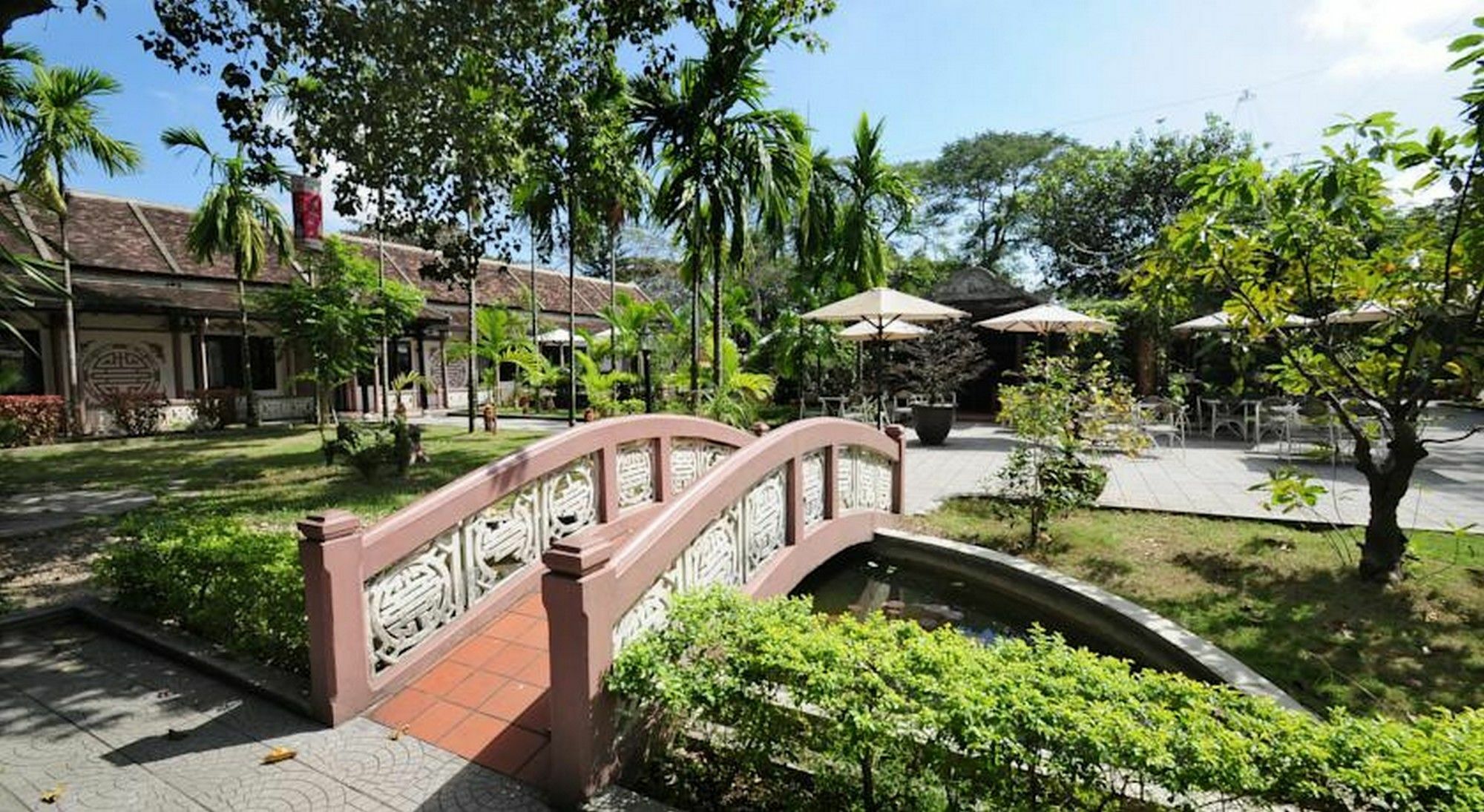Thanh Noi Hotel Hue Bagian luar foto